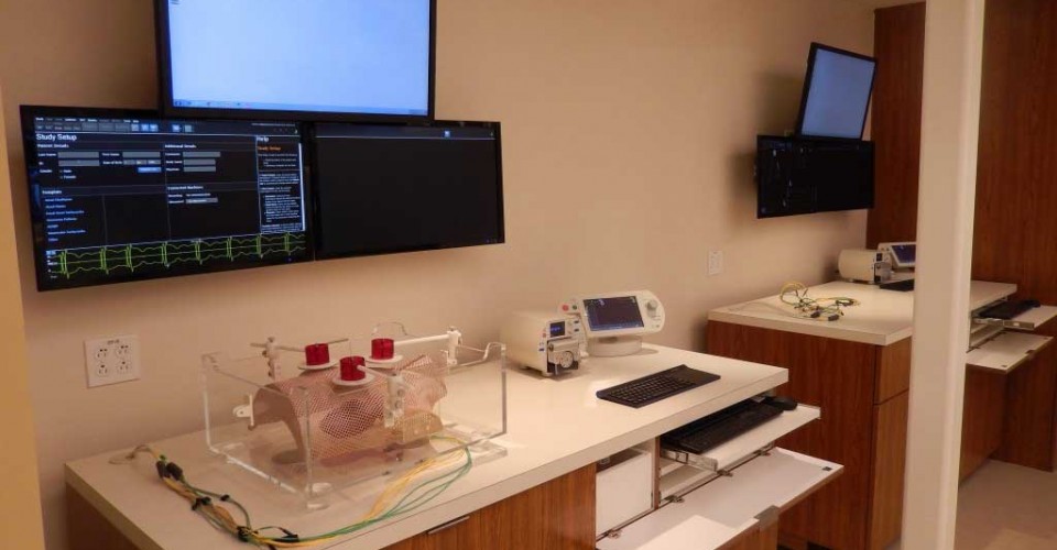 Medical Equipment Manufacturer – Demonstration Lab